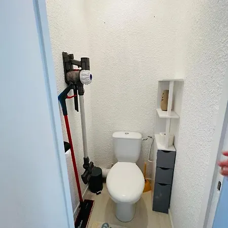 Apartment F2 Pres Debarcadere, En Centre Ville, Des Thermes Les Bains 2 Etoiles